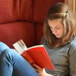 read-515531_1280